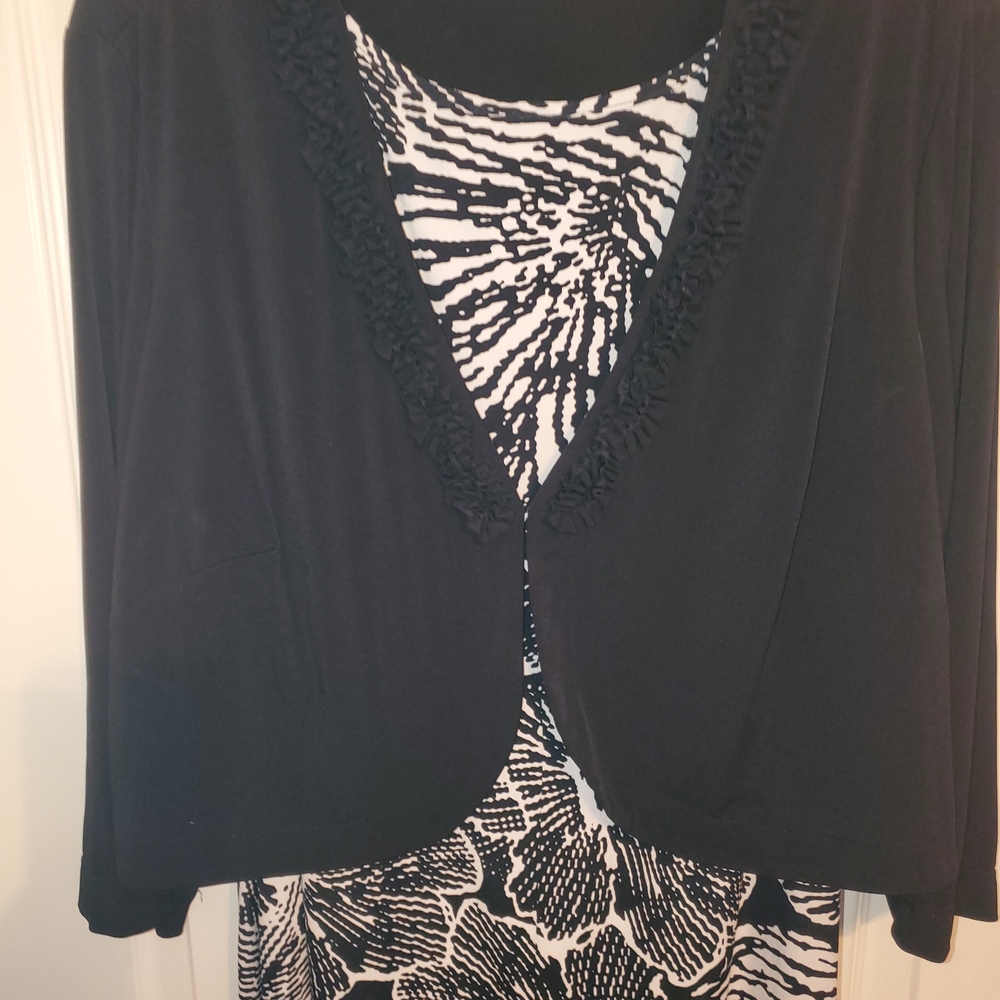 Studio Monochrome Patterned Midi Dress